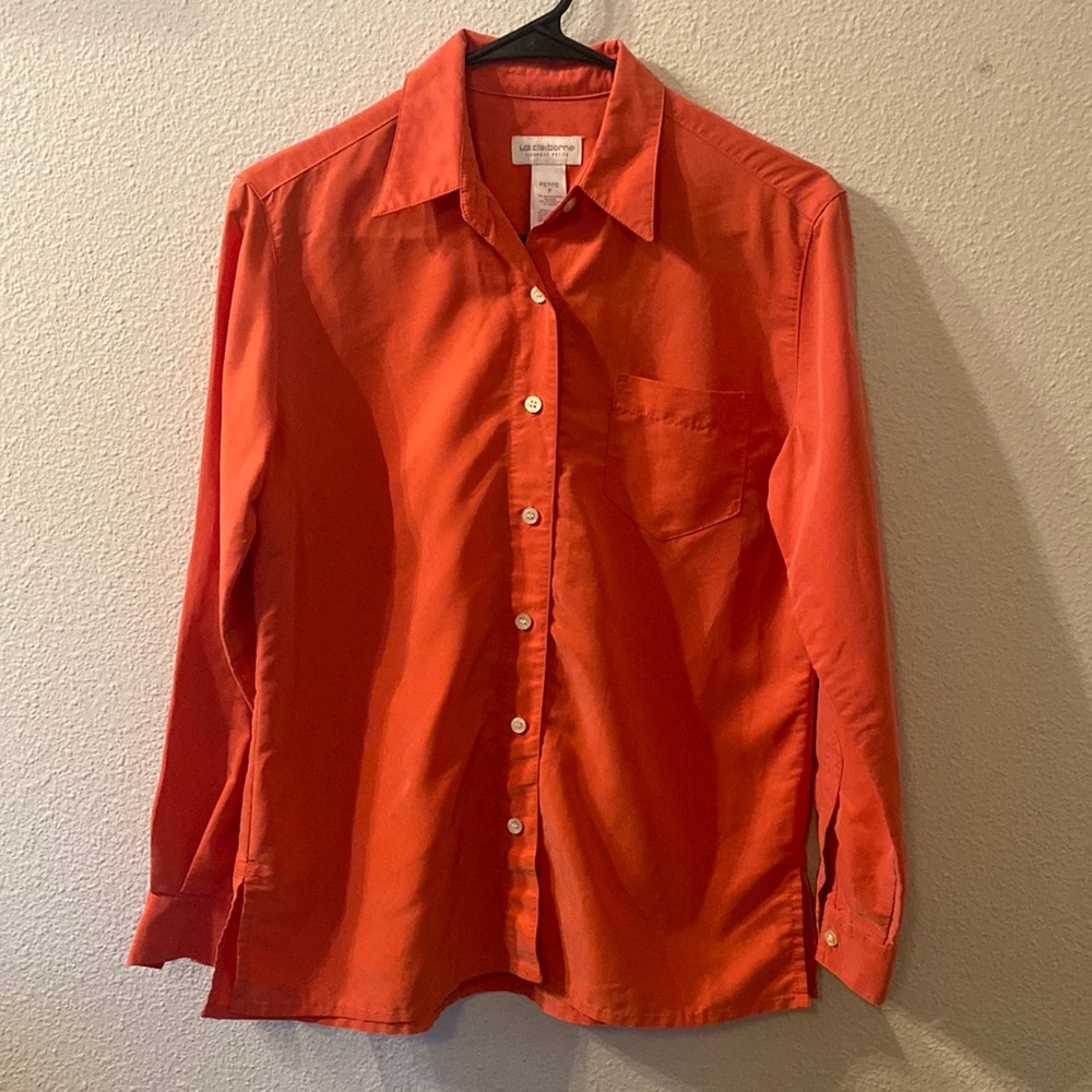 Liz Claiborne orange button down shirt size Petite